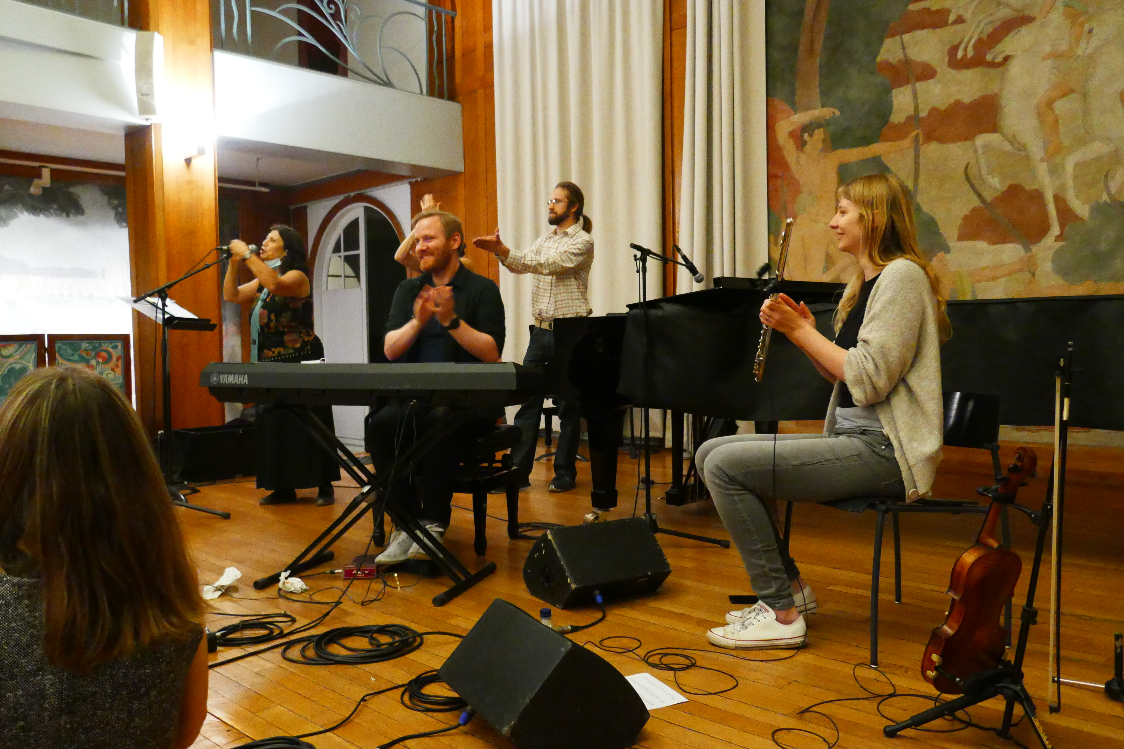 Nozzy playing for a gig, France 🇫🇷