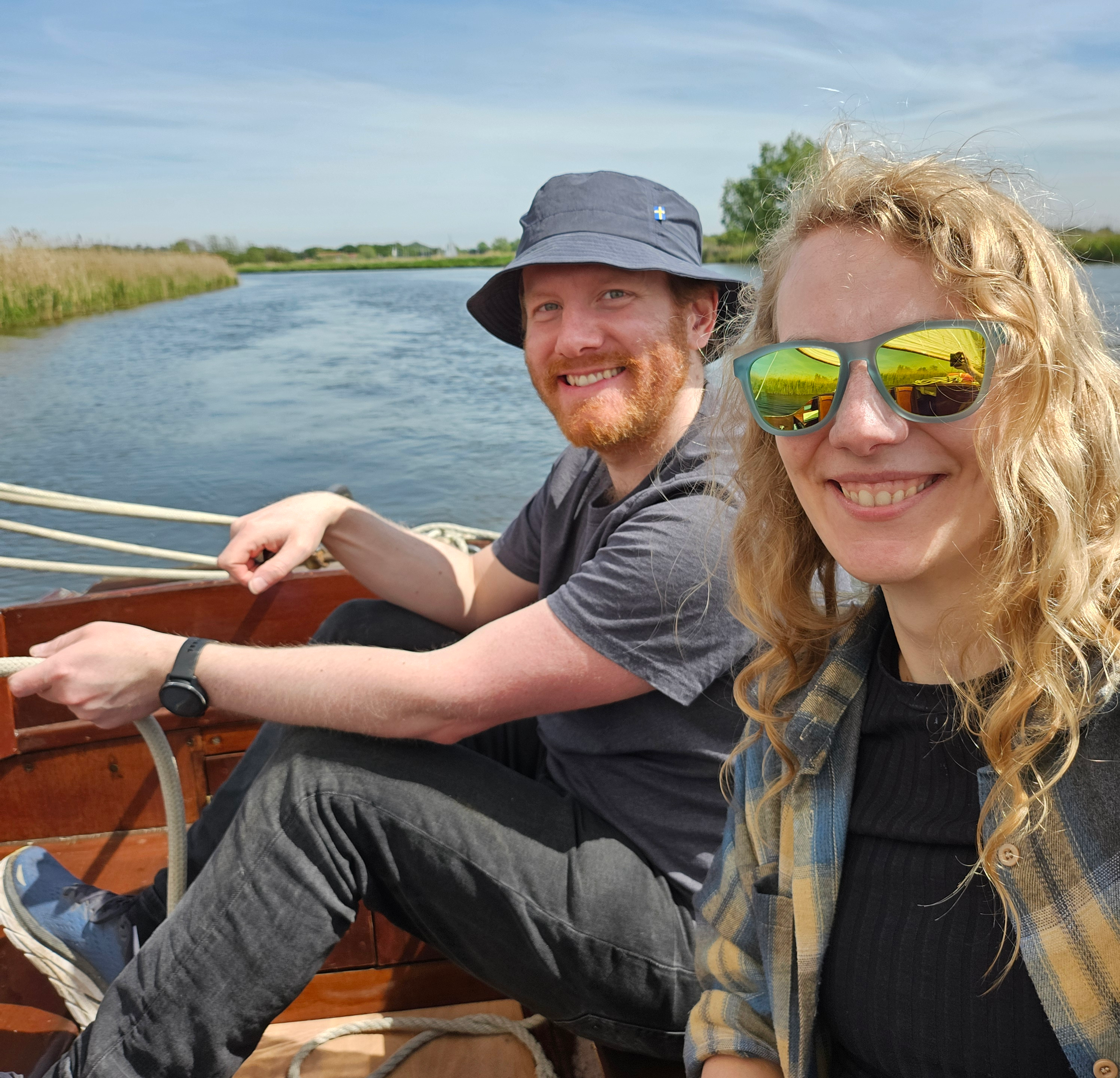 Sailing ourselves around the Norfolk Broads (RIP hat 😢, lost at sea)