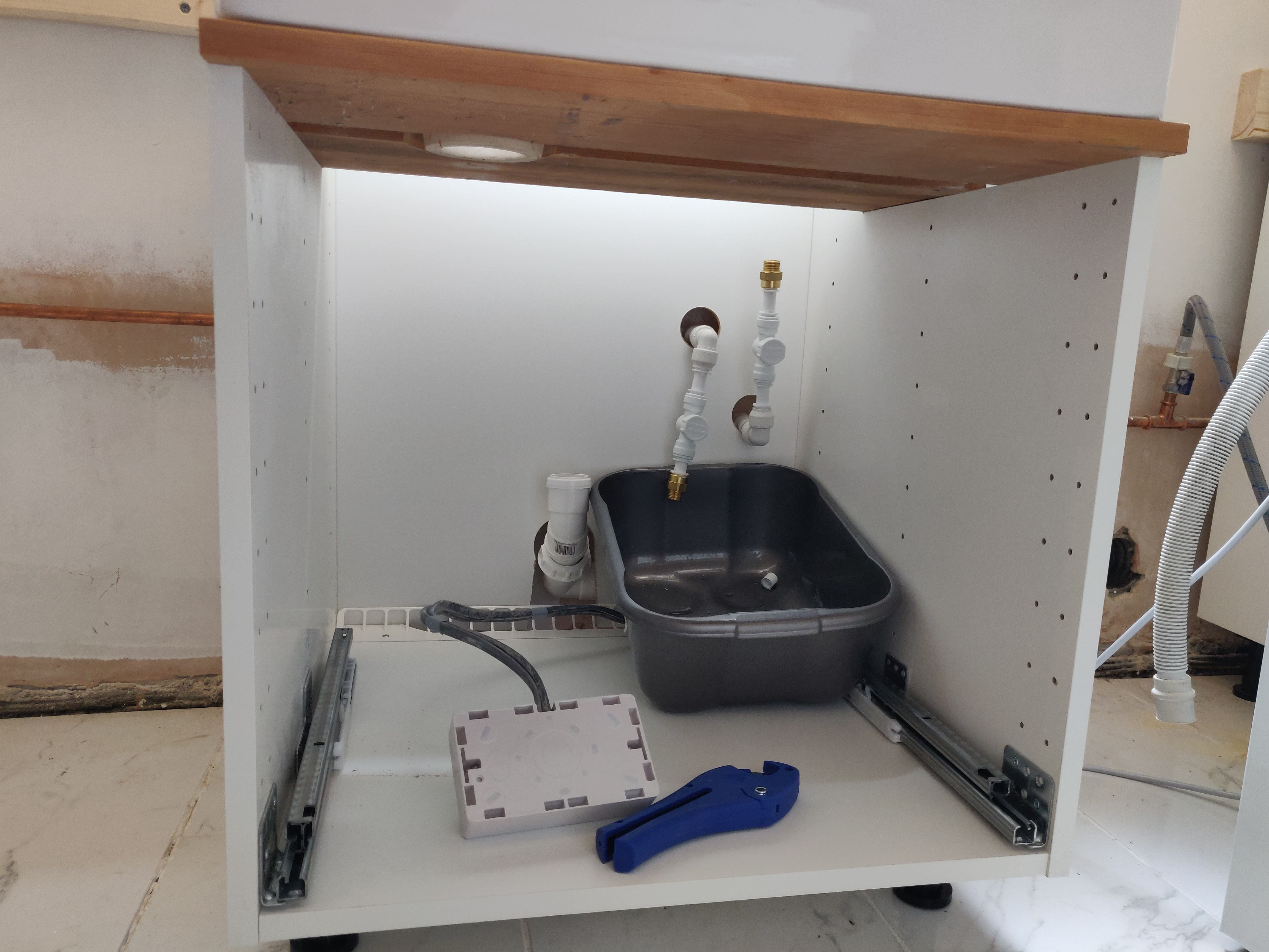 Installing the pipes